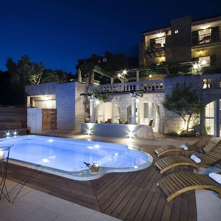 Villa Bougenvilia Tomas ทูแชพี ภายนอก รูปภาพ